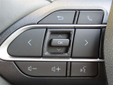 ブルートゥースに接続すれば、スマホに入れている音楽が聞けたり運転中に電話がかかってきてしまった場合もハンドルから電話を取ることができます!