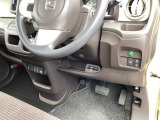 車両移動中などもあり、店舗に行かれる前に在庫確認をお願いしております。ぜひ連絡いただきその後ご来店をお願い致します