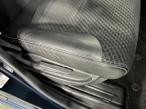 痛みの出やすい運転席シートの角、フロアマット、座面、ともに良好です