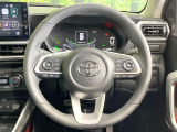 【ステアリングスイッチ】運転中、前方から目線をそらすことなく、オーディオ等の操作が可能な便利機能!安心&快適なドライブを演出してくれます♪