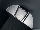 シガーソケット用の充電器が使用可能です!