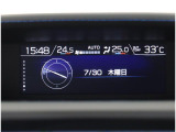 お車は展示前にルームクリーニングと除菌を実施!展示中もシート、ハンドル、シフトにはビニールと足元にはマットを敷いて展示してあります!
