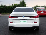 第二展示場にも多数のBMWをラインナップ!ご来店の際はBMW本店(厚木市下荻野140-1)に一度ご来店ください!☆関東運輸局認証工場 自動車分解整備事業2-6030☆プッシュプル式板金塗装ブース完備☆