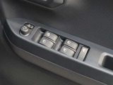 パワーウインドウを装備しております!後席ウインドゥの閉め忘れも運転席で解決できます♪