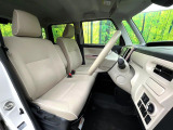 運転席シート廻りは使用感も少なく、良好な状態となっています。丁寧に使われていたことがよくわかりますね。