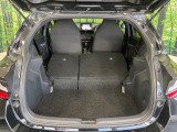後席を格納すると、これだけの広さが!シーンに合わせたシートアレンジで、大きな荷物も積むことが出来ます♪