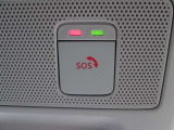 万が一のときのSOSコール。事故や急病時等にボタンひとつで専門のオペレーターに接続。警察や消防への連携をサポートします。別途お申し込みが必要です