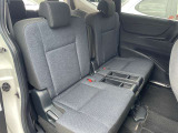 広々とした車内をぜひ一度ご覧になってください!大きなダメージもなく良好な状態となっております。