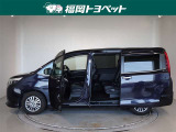 両側パワースライドドア付きだから、狭い駐車スペースなどでの 乗り降りラクラク!小さなお子さまのいるご家庭には嬉しい装備。
