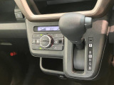 クルマの状態と評価点数を開示し、図解で表示いたしております。車両状態検査書はこちらの車両ページで閲覧できます。(※一部評価書が未設置の車両がある場合がございます)