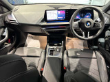 ABS:急ブレーキの車輪ロックを防止。車の安定性と操縦性を確保!