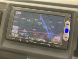 純正ナビ搭載車!!ナビ起動までの時間と地図検索する速度が魅力で、初めての道でも安心・快適なドライブをサポートします!!