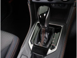 まごころクリーニングを実施済み!展示中は、運転席、ハンドル、シフトノブにビニールカバーを掛けて展示しております!!消臭&抗菌効果のある銀担持酸化チタン光触媒スプレーも施工済み!
