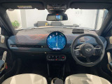 時を経ても深い魅力を放ち続けるMINI。より快適にお乗り頂くために、3つのサポートプログラムをご用意しております。※認定中古車保証は登録日より最長4年間まで延長が可能です。