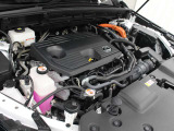 A25A-FXS型 2.5L 直4 DOHCエンジン+交流同期電動機ハイブリッドシステム搭載、駆動形式は4WDです。