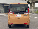 お買い得車多数展示中です!この機会に是非ご来店下さい!