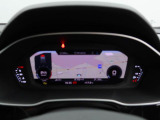 必要に応じてメーター内に地図や車両のインフォメーションなどを切り替え表示できるバーチャルコクピット