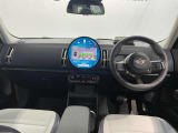 丸を基調としたMINI独特のデザインがとても魅力的です!!MINI NEXT成田(10:00から19:00月曜日定休・祝除)