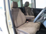 見通しのよいすっきりとした視界で、誰でも運転しやすいです。運転のしやすさは疲れにくさにも繋がりますよ♪