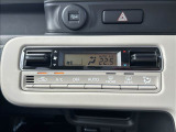 オートエアコンで車内でも快適に過ごしていただけます。