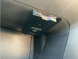 ETC車載器付きです♪高速道路をスイスイと通過!で、キャシュレス!クルマは料金所をノンストップで通過することができます☆