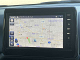 日産純正メモリーナビ付きで、遠くのお出かけの心強い味方です♪Bluetooth,CD,DVD装備で色々な音楽ソースが楽しめ直感的に操作できるタッチパネル♪
