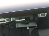 アイサイトver3搭載!追従クルコンで高速道路もラクチン♪渋滞時もイライラすることなくドライブを楽しめます!!車線逸脱抑制も標準装備!安心安全にドライブをお楽しみいただけます!!