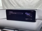 レーンキープ・アシスト・システム (LAS) 自車が車線から逸脱する可能性があることを知らせるとともに、ハンドル操作をアシストすることにより車線からの逸脱回避を支援する装置です