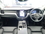 XC60 ウルトラ T6 AWD プラグイン ハイブリッド 4WD 