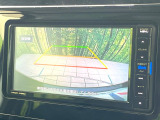 【バックカメラ】駐車時に後方がリアルタイム映像で確認できます。大型商業施設や立体駐車場での駐車時や、夜間のバック時に大活躍!運転スキルに関わらず、今や必須となった装備のひとつです!