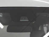 【HondaSENSING】多彩な機能で事故に遭わない社会の実現を目指して。先進の安全運転支援システムを搭載!より快適で安心なドライブをサポートします。