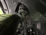 お車を安心してお乗りいただく為には、足回りの定期点検が欠かせません。サービスサポート(有償保証)では無料点検もご提供しており、安心のカーライフをお過ごしいただけるサポート体制が整っています。