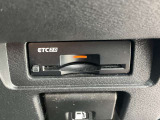 ビルトインタイプのETC2.0が付いてます。