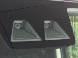【トヨタセーフティセンス】走行中に前方の車両等を認識し、衝突しそうな時は警報とブレーキで衝突回避と被害軽減をアシスト。より安全にドライブをお楽しみいただけます。