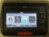 CD、ワンセグ視聴可能!USBジャック付きですので、音楽再生や携帯の充電も対応可能!ロングドライブでも電池残量安心ですね!