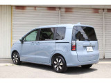 ファミリーにご好評いただいているFREED!お仕事の移動にも、運転しやすい1台です。