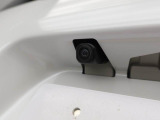 バックカメラを装備しています。