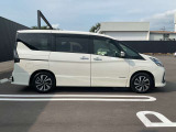 セレナ 1.2 e-POWER ハイウェイスターV 