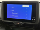 ブルートゥースに接続することにより、スマホに入ったお気に入りの音楽を車内で楽しむことができます♪あると本当に便利な機能になっています!