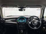 ★お車のお見積りと合わせましてMINI自動車保険のお見積もご用意できます。MINIオーナー様へ向けたMINIディーラーだけの特典がございますMINI自動車保険につきましてもお気軽にご相談下さい。