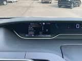 スタイリッシュなディスプレイ!各種運転支援システム等が設定できます☆