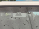【トヨタセーフティセンス】走行中に前方の車両等を認識し、衝突しそうな時は警報とブレーキで衝突回避と被害軽減をアシスト。より安全にドライブをお楽しみいただけます。