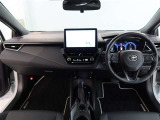 高いホールド性で運転姿勢が安定します。長距離ドライブでも疲れにくいのが魅力です。快適なドライビングライフをお送りください♪