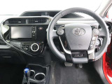 見通しのよいすっきりとした視界で、誰でも運転しやすいです。運転のしやすさは疲れにくさにも繋がりますよ♪
