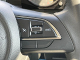 【クルーズコントロール】高速道路もラクラク走行。アクセルを離しても一定速度で走行ができ、長距離運転時の負担を軽減!加速・減速も簡単なスイッチ操作で調整できます。