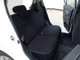 ゆとりある広々とした車内空間は、ドライブを始め買い物やレジャーなど、幅広く活躍します。一人でもみんなとでもお出かけを楽しみましょう!