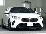 この度は弊社認定中古車をご覧いただき誠にありがとうございます。弊社はBMW 正規ディーラーですので遠方のお客様も安心してご購入下さい。ご不明な点がございましたらお気軽にお申し付けください。