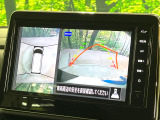 【アラウンドビューモニター】専用のカメラにより、上から見下ろしたような視点で360度クルマの周囲を確認することができます☆死角部分も確認しやすく、狭い場所での切り返しや駐車もスムーズに行えます。