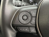 運転中、オーディオの操作をしてて、ハッとしたことはありませんか?ステアリングスイッチは、運転中でもハンドルでオーディオの操作が可能です。安全なドライブをサポートします。