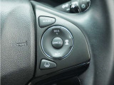 ◆アダプティブクルーズコントロール◆予め設定した車速内でクルマが自動的に加減速。前走車との適切な車間距離を維持しながら追従走行します。【LKAS】車線維持支援システムでステアリング操作を支援。